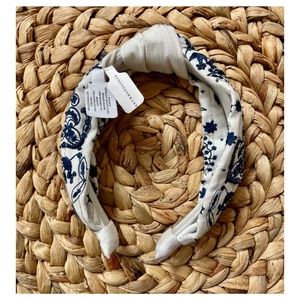 NWT Anthropologie Blue and White Knot Headband